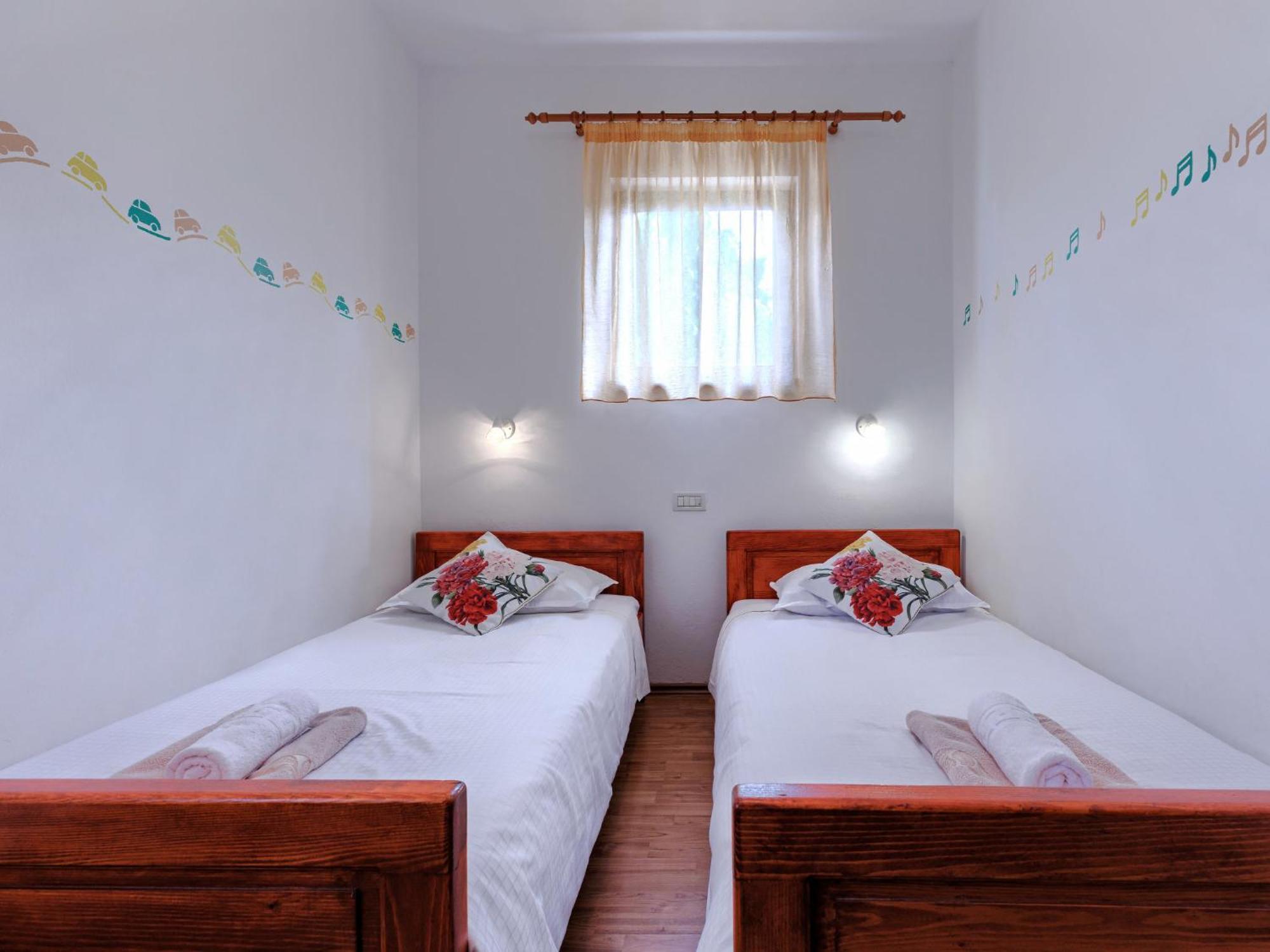 Apartment Ivan & Tina - Roj456 By Interhome กานฟานาร์ ภายนอก รูปภาพ